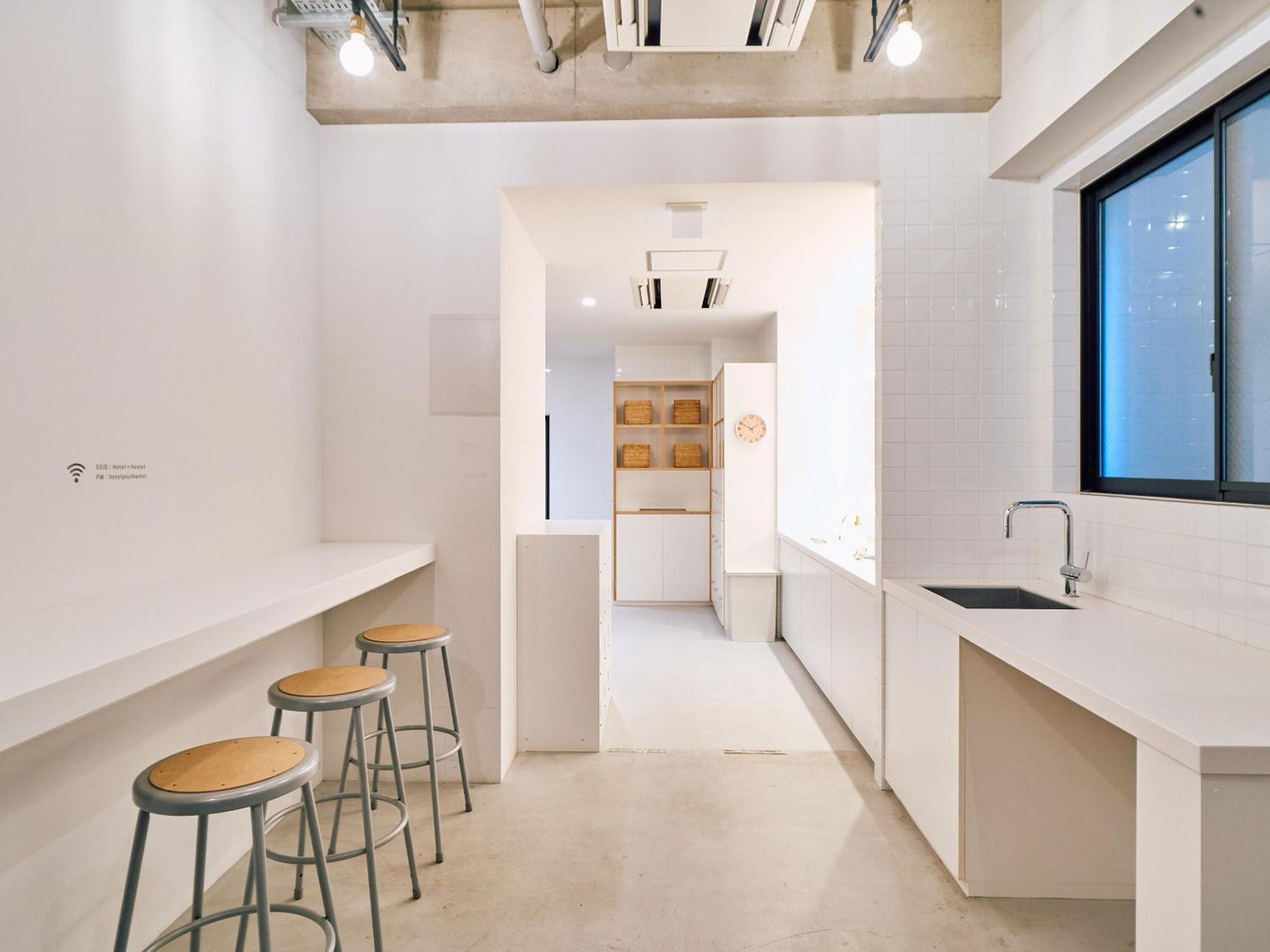 Hotel Plus Hostel Tokyo Asakusa 1 Екстер'єр фото